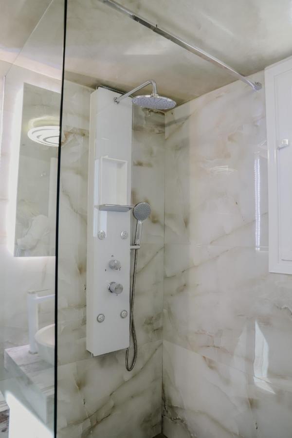 Aura Celestia Appartement Kavala Buitenkant foto